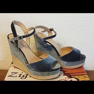 Zigi Soho Velvet platform sandals Size 6